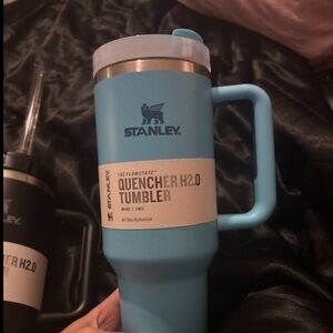 Stanley Quencher H2.0 Tumbler - Sky Blue